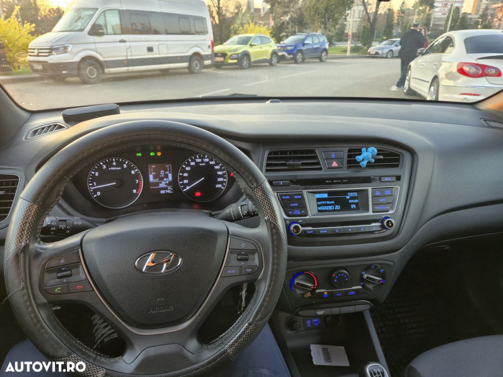 Hyundai i20 1.25 84CP M/T Comfort - 9