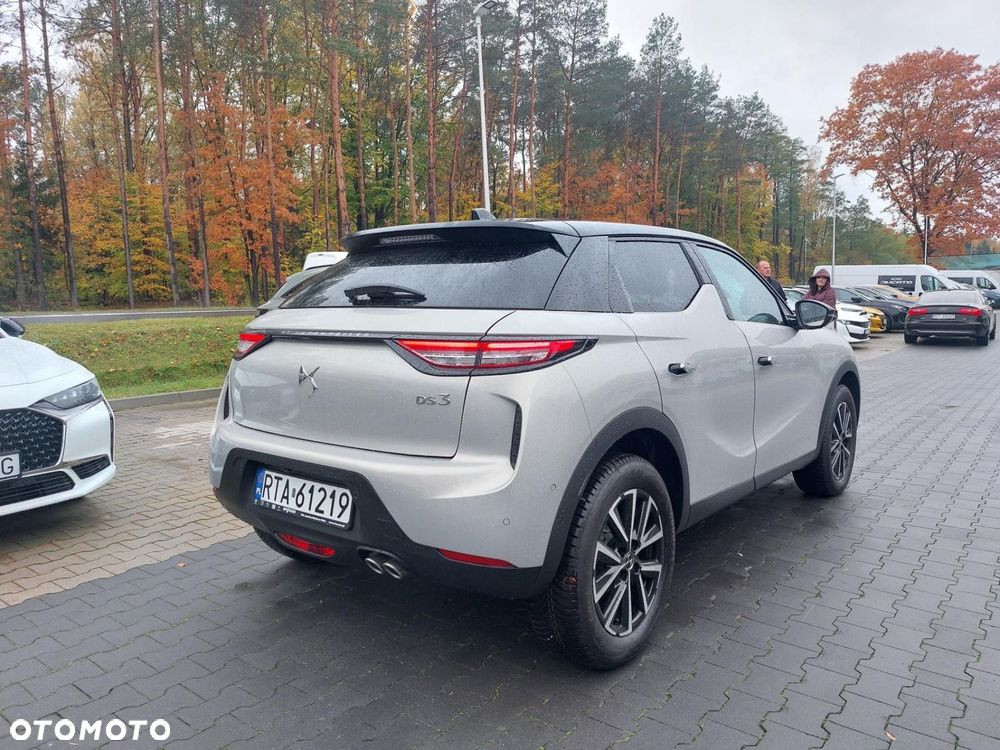 DS Automobiles DS 3 Crossback mHEV Étoile e-DCS6 - 8