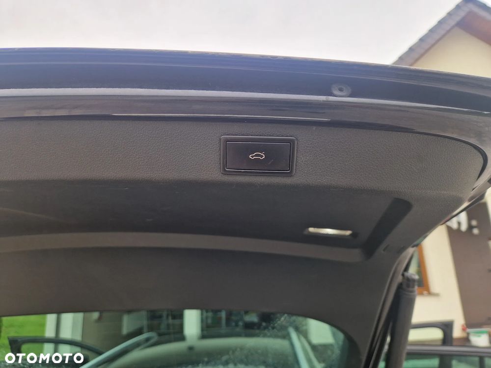Skoda Superb 2.0 TDI SCR Style DSG - 31