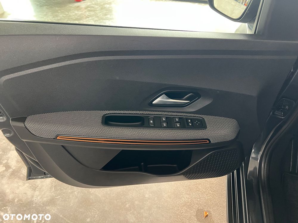 Dacia Sandero 1.0 TCe Laureate S&S - 16