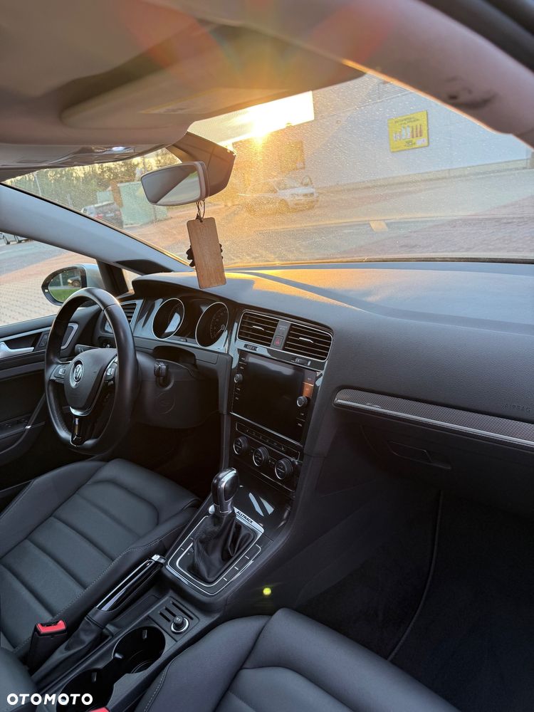 Volkswagen Golf Alltrack - 22