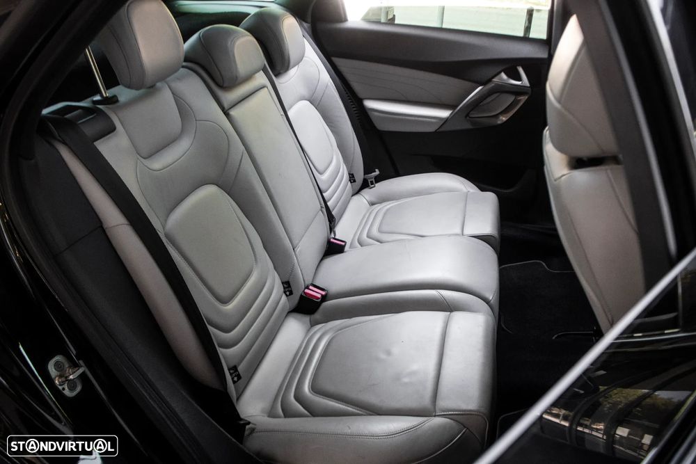 Citroën DS5 2.0 HDi Hy4 So Chic CMP6 102g - 26