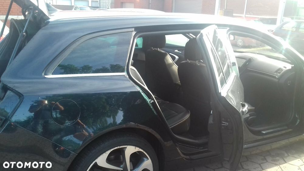 Opel Insignia 2.0 Bi Turbo CDTI 4x4 - 14