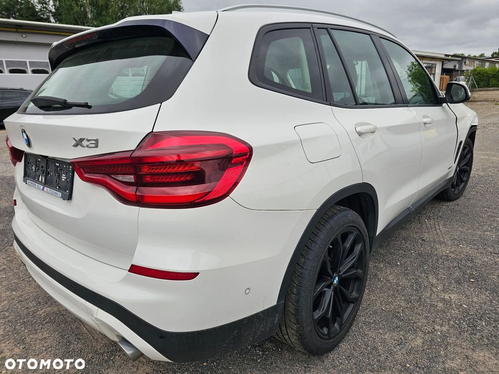 BMW X3 xDrive20d Advantage sport - 18