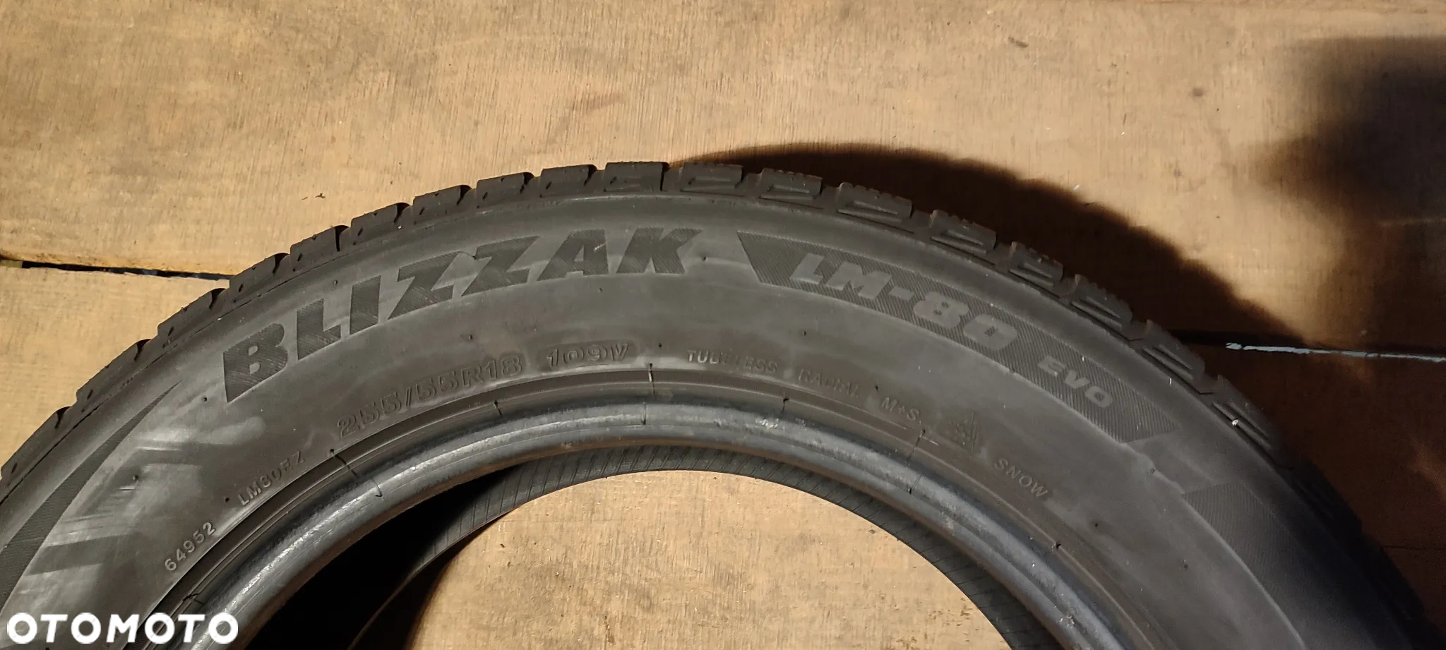 Opony 255/55R18 BRIDGESTONE BLIZZAK LM-80 EN ZIMA Komplet - 4