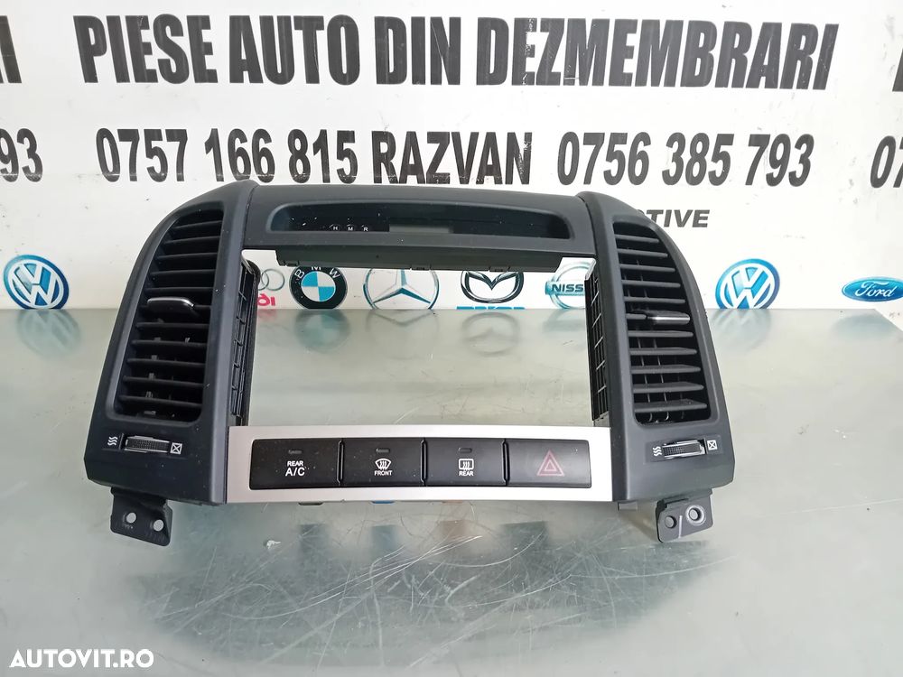 Ornament Consola Grile Grila Ventilatie Aerisire Bord Centrale Hyundai Santa Fe 2 II An 2006-12 - 1