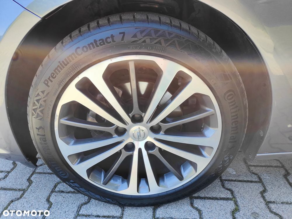 Opel Insignia 1.5 DI Turbo - 12