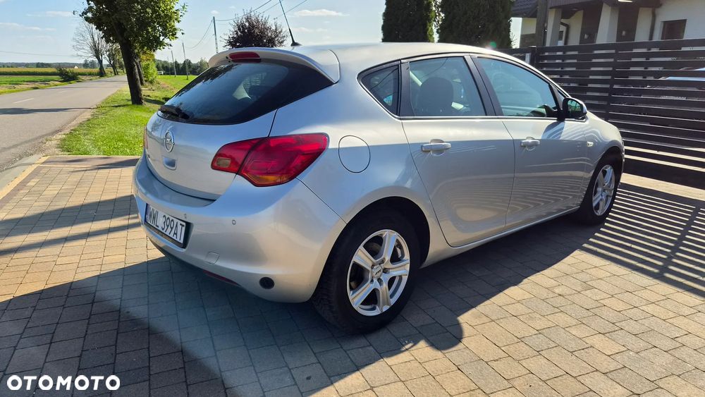 Opel Astra - 7