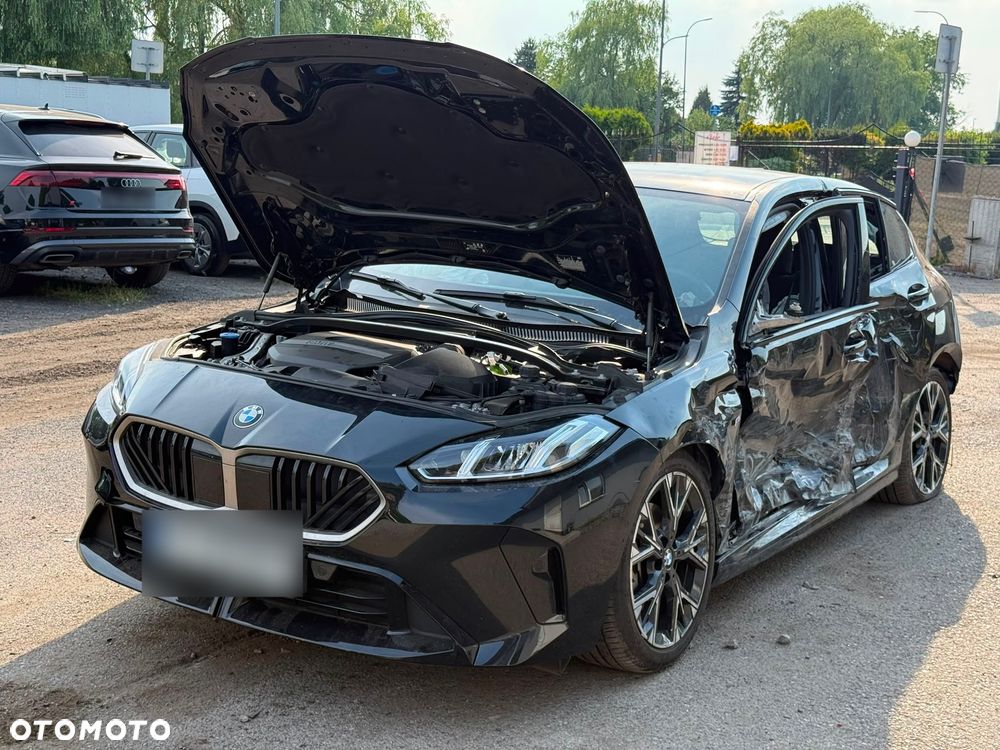 BMW Seria 1 120 mHEV - 6