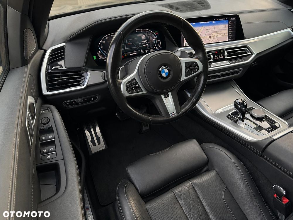 BMW X5 xDrive45e - 38