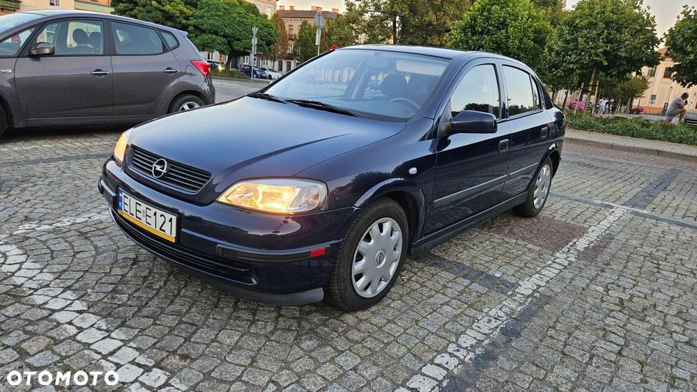 Opel Astra 1.4 Start - 2
