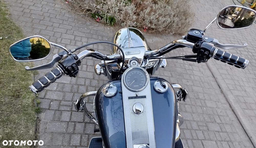 Harley-Davidson Touring Road King - 14