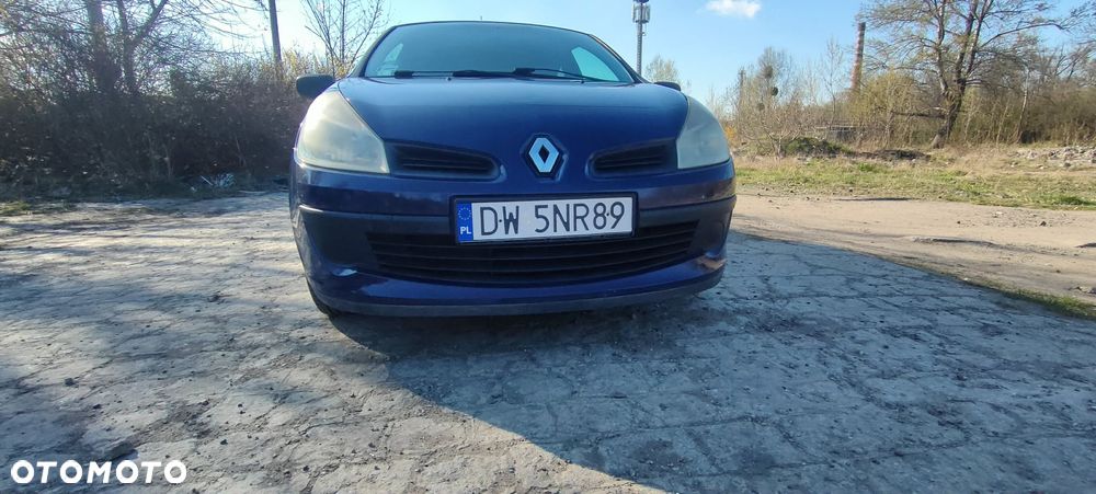 Renault Clio 1.2 16V Authentique - 8