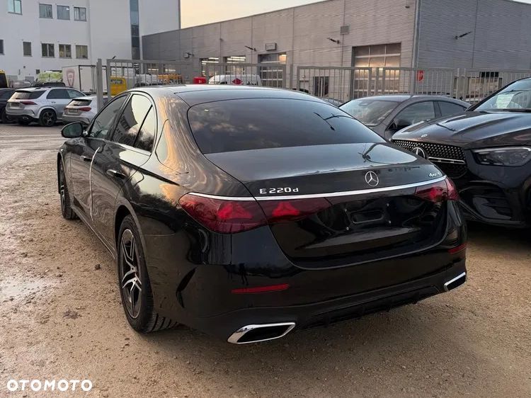 Mercedes-Benz Klasa E 220 d mHEV 4-Matic AMG 9G-Tronic - 5