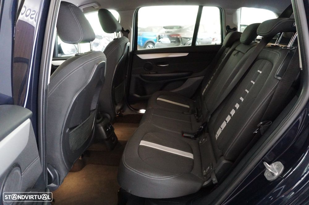 BMW 216 Active Tourer d Line Sport Auto - 8