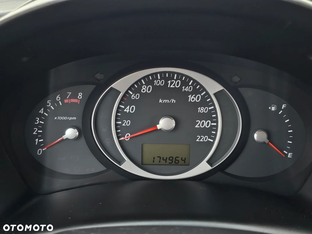 Hyundai Tucson 2.0 2WD GLS - 21