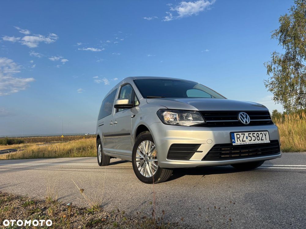 Volkswagen Caddy Maxi 2.0 TDI Trendline DSG - 8