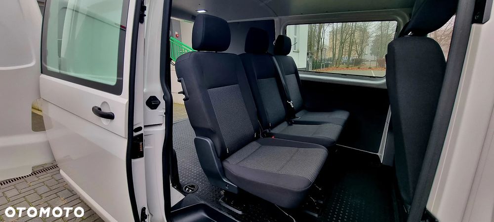 Volkswagen Transporter L1H1 Plus Trendline DSG - 15