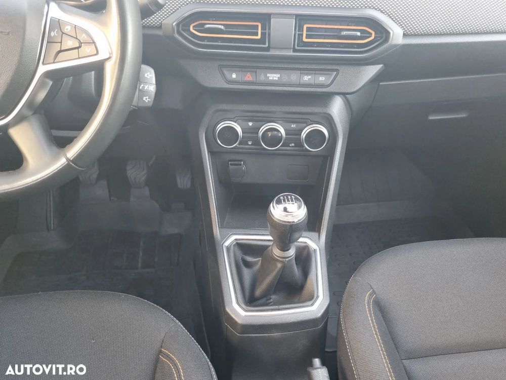 Dacia Sandero Stepway TCe 90 MT6 Comfort - 16