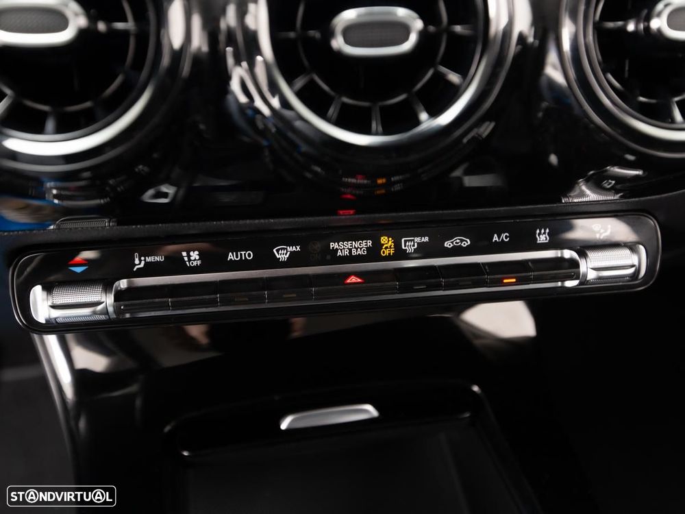 Mercedes-Benz A 250 e - 21