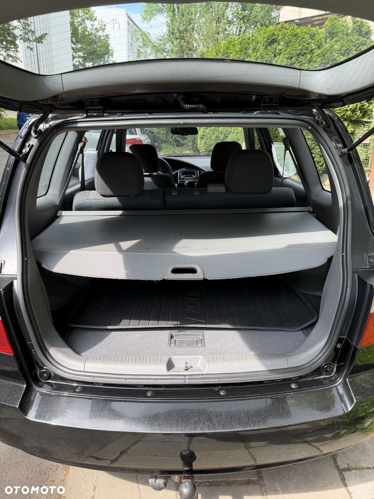 Kia Carens 2.0 EX - 25