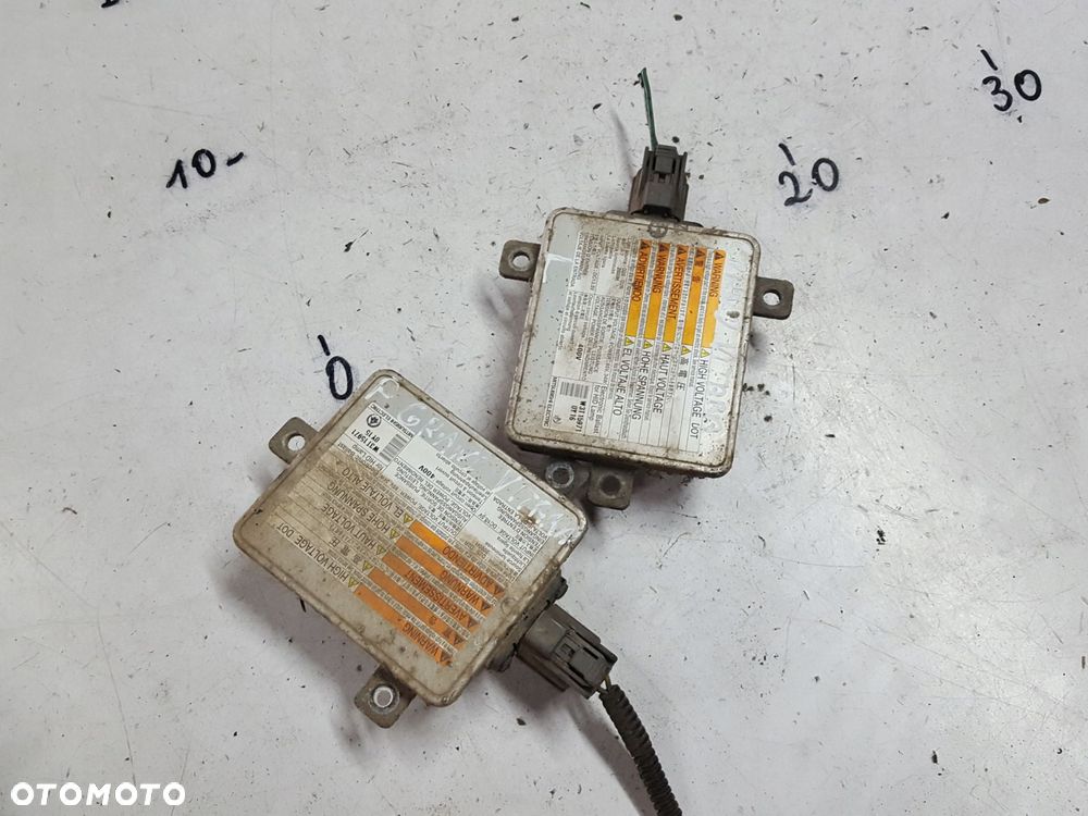 SUZUKI GRAND VITARA II LIFT 08-14r PRZETWORNICA XENON W3T15971 - 2