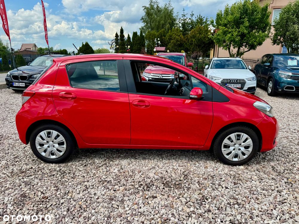 Toyota Yaris - 16