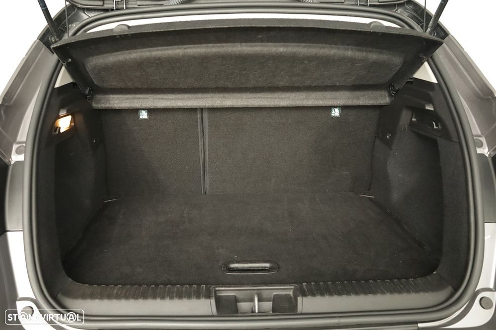 Renault Captur 1.0 TCe Techno Bi-Fuel - 26