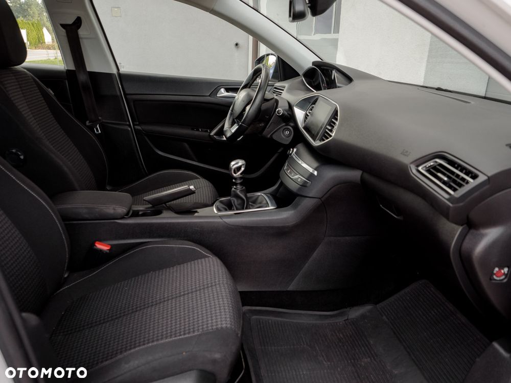 Peugeot 308 BlueHDi 130 Stop & Start Style - 33