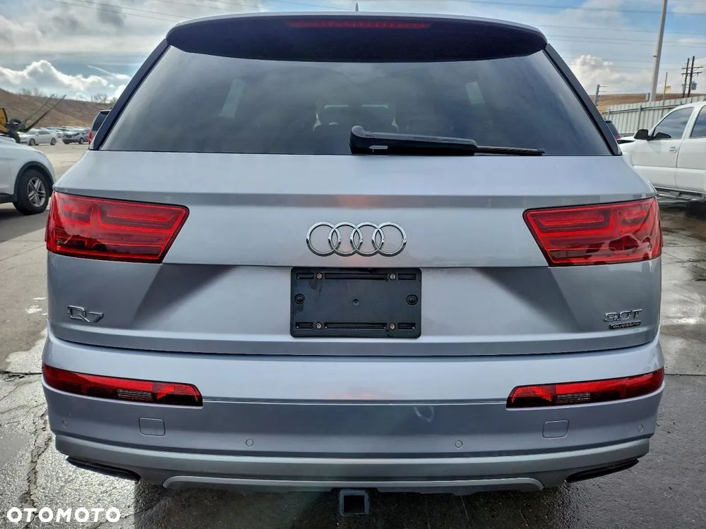 Audi Q7 - 6