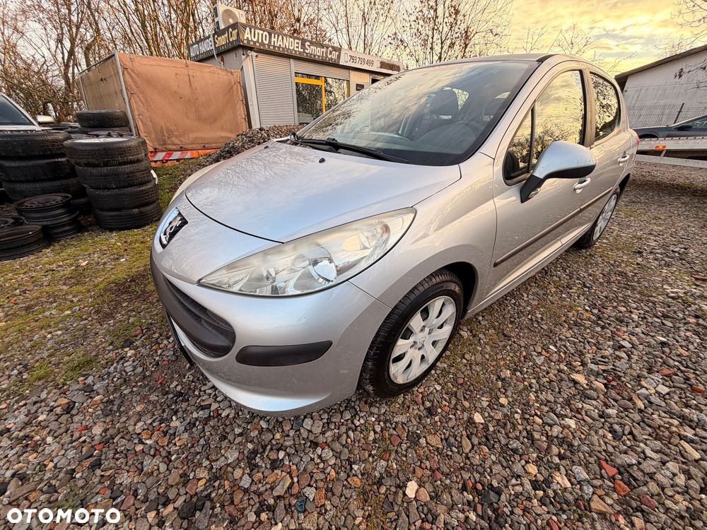Peugeot 207 1.4 - 15