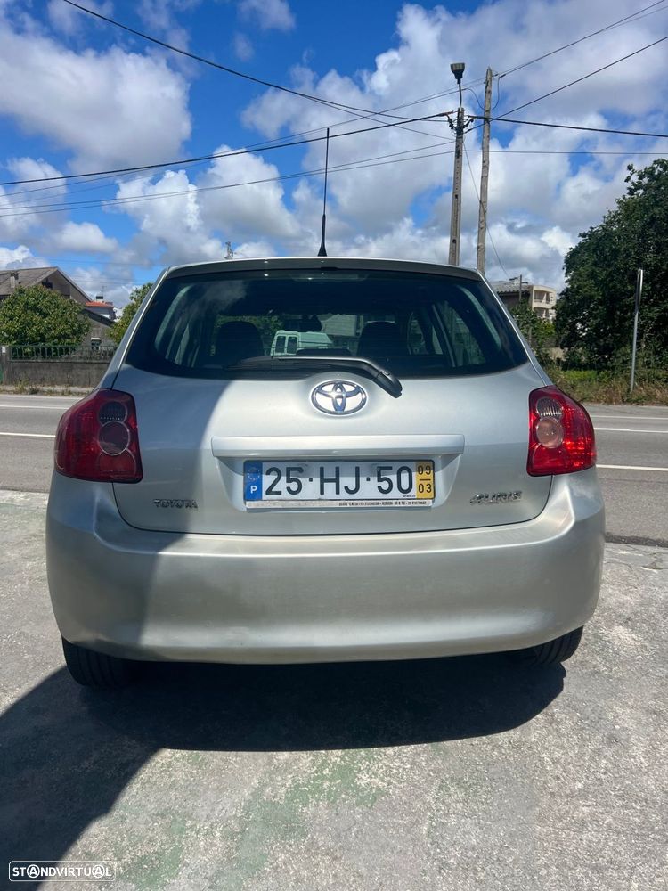Toyota Auris 1.4 D-4D AC - 4