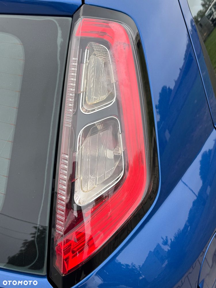 Fiat Punto Evo 1.4 8V Estiva Blue&Me - 19