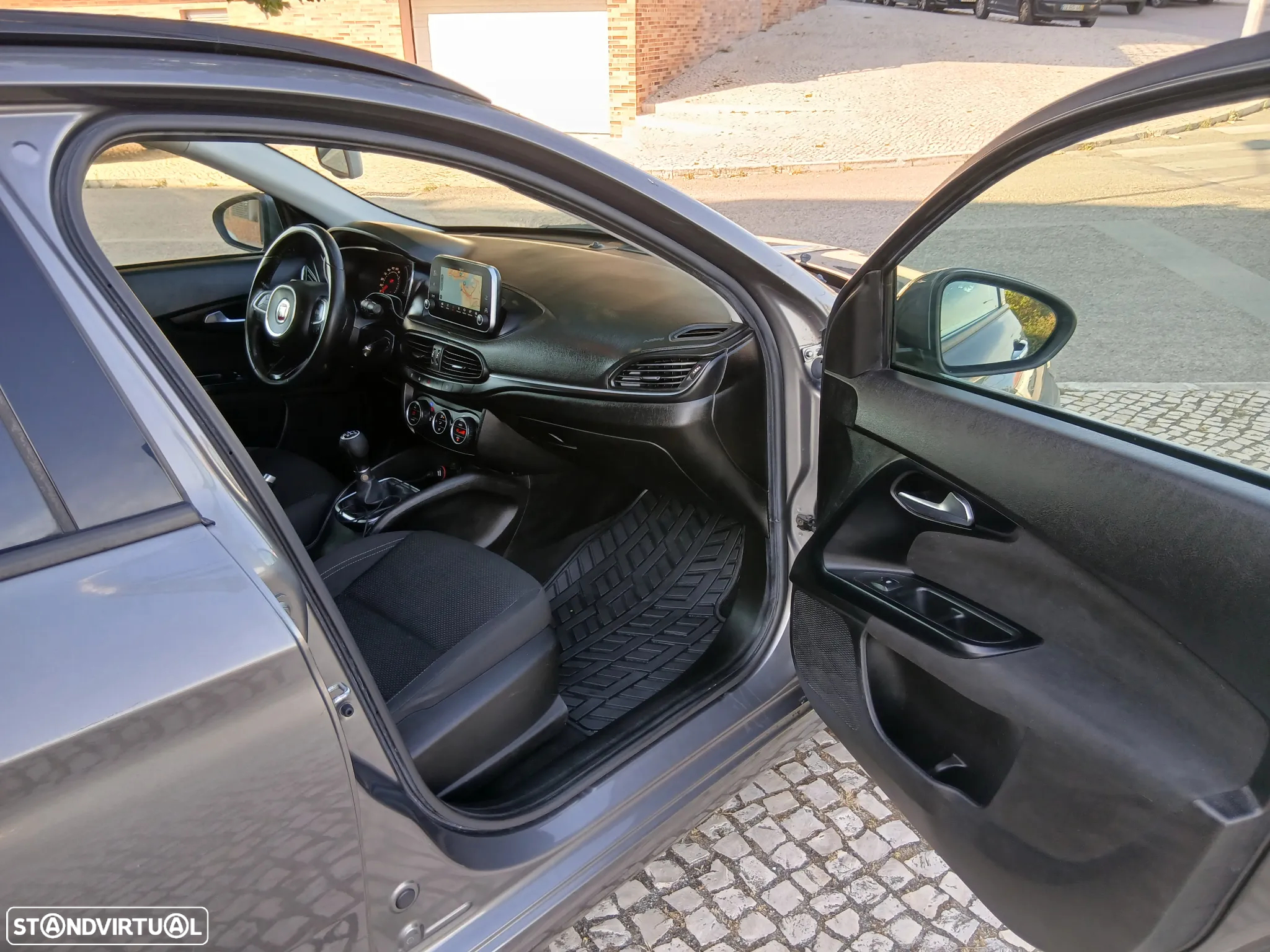 Fiat Tipo Station Wagon 1.3 M-Jet Lounge Tech J17 - 10