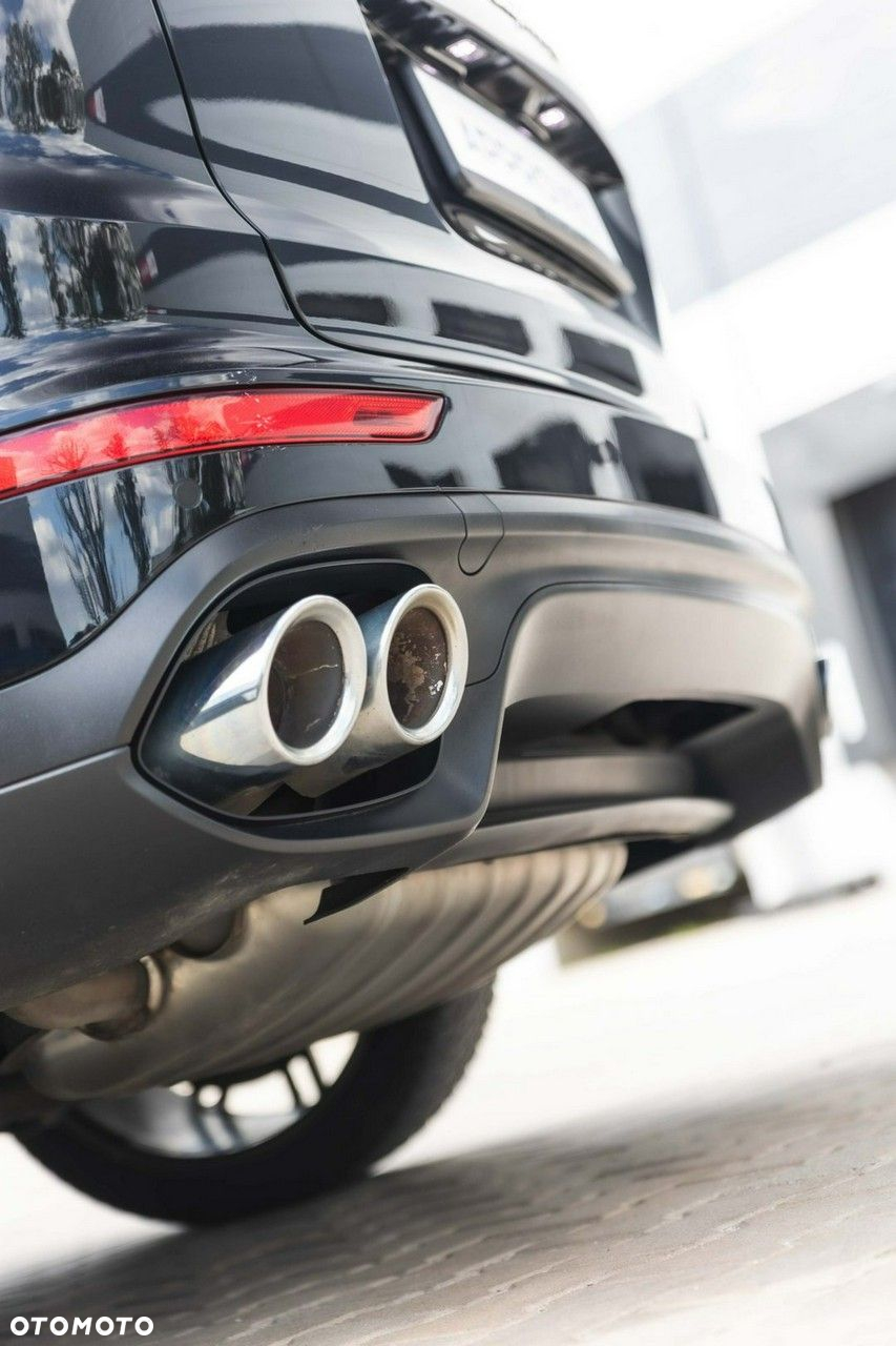 Porsche Cayenne - 31
