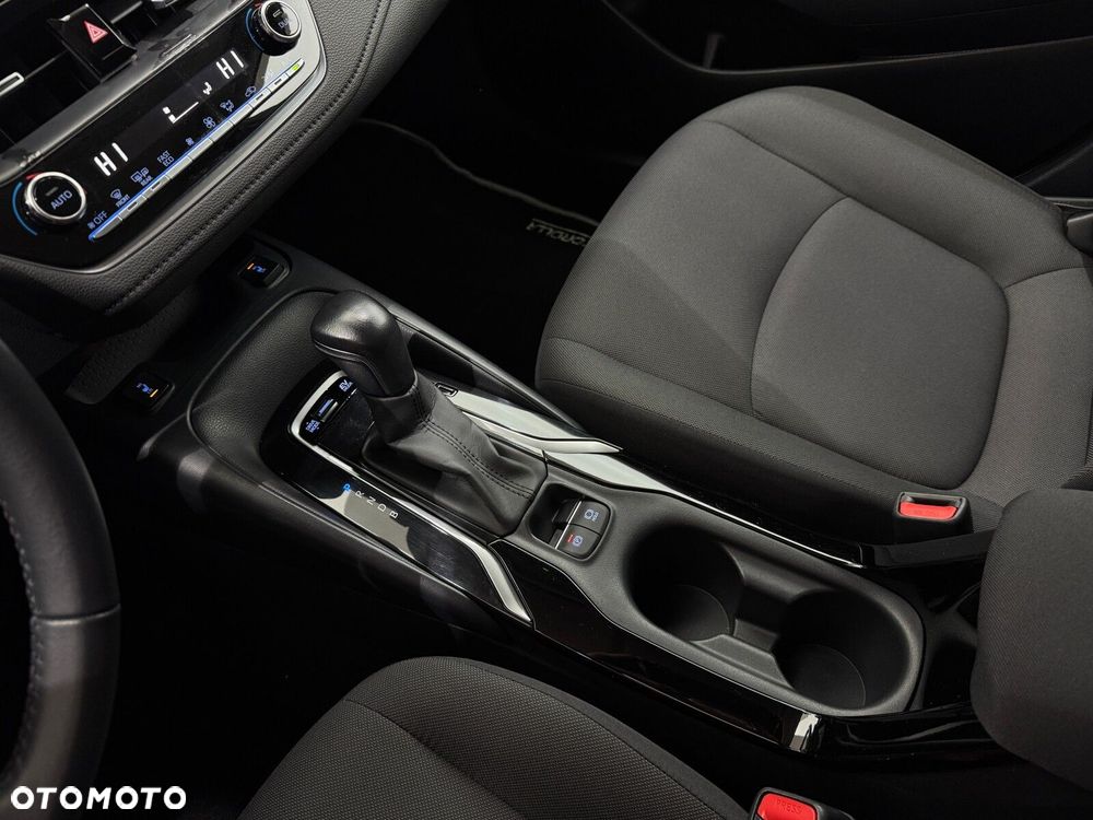 Toyota Corolla 1.8 Hybrid Comfort - 26