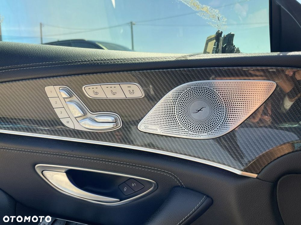 Mercedes-Benz CLS - 18