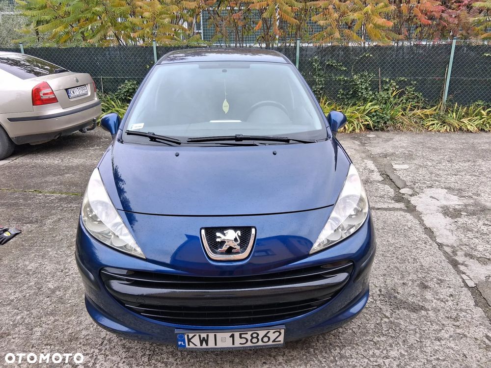 Peugeot 207 1.4 Trendy - 11