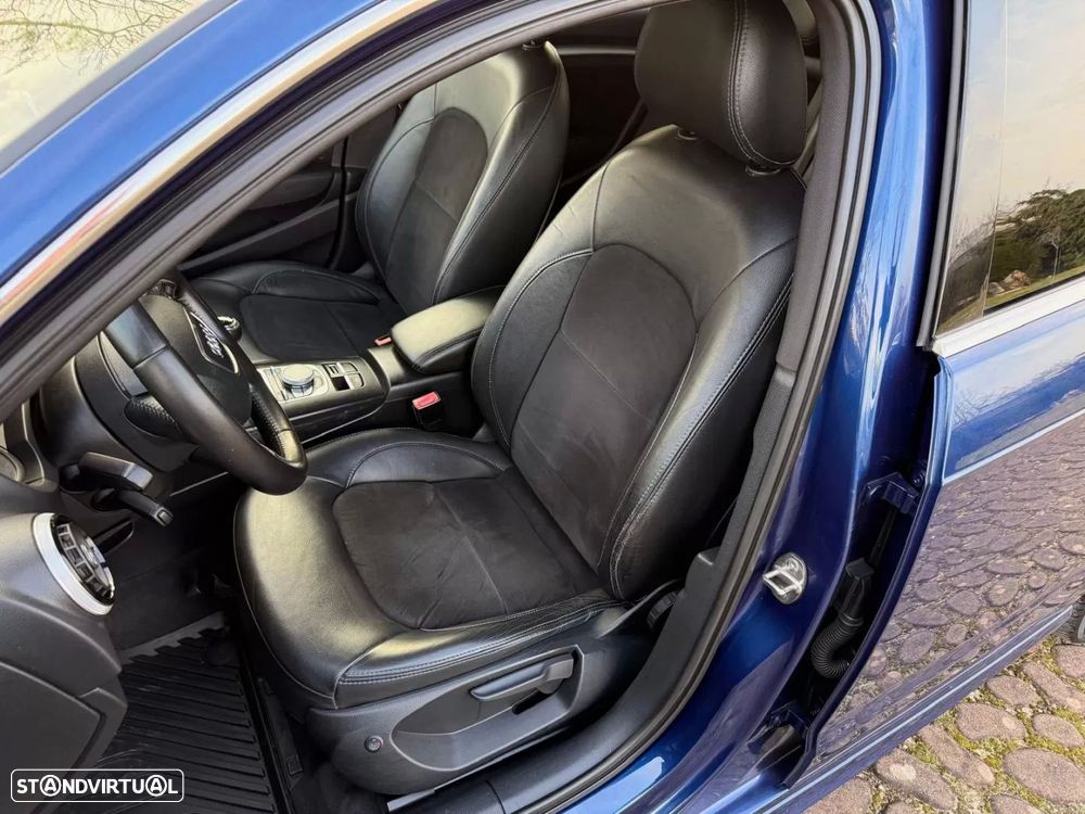 Audi A3 Sportback 1.6 TDI ultra Attraction - 5