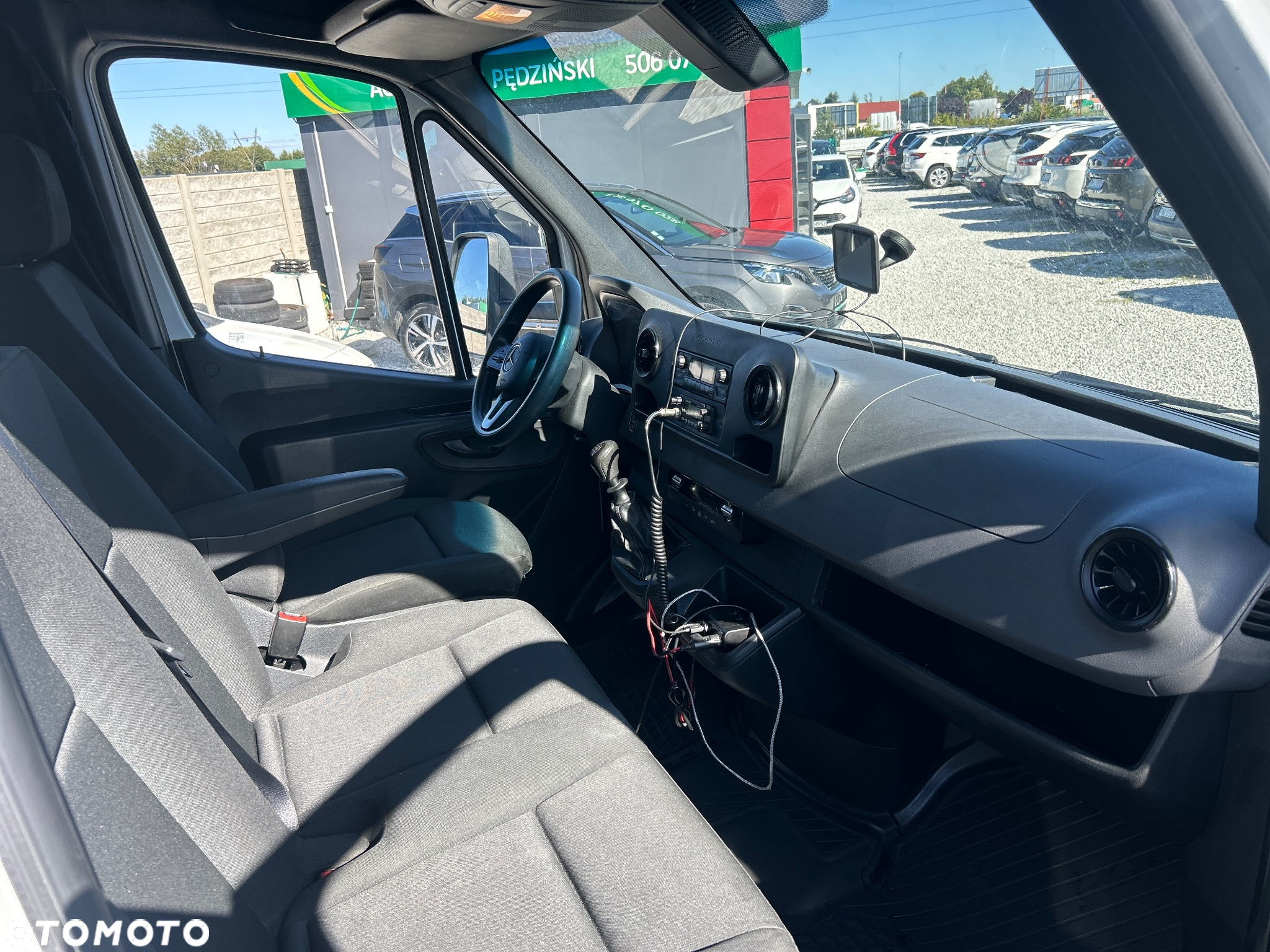 Mercedes-Benz SPRINTER - 14