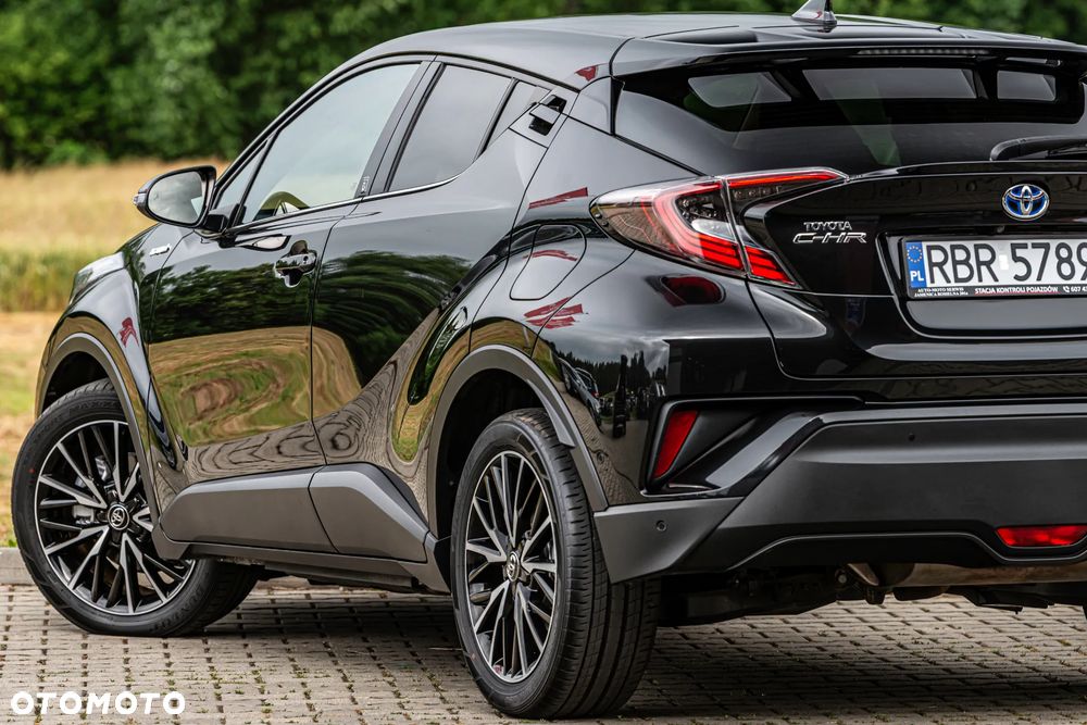 Toyota C-HR Style Selection - 17