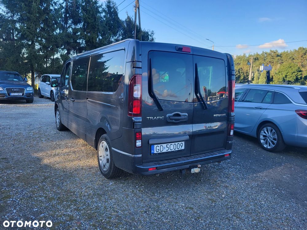 Renault Trafic SpaceClass 2.0 dCi - 4