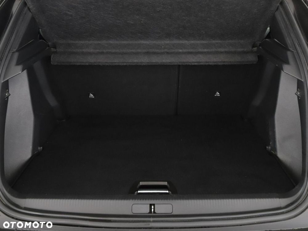 Peugeot 2008 1.2 PureTech GT Line S&S EAT8 - 21