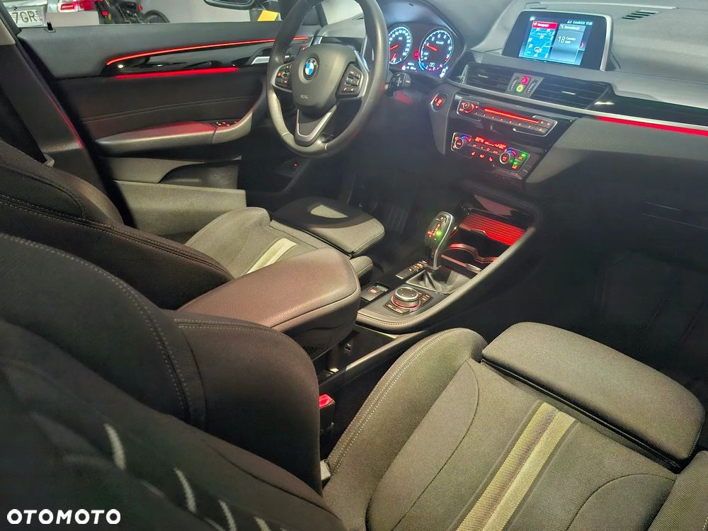 BMW X1 sDrive18i Sport Line - 19