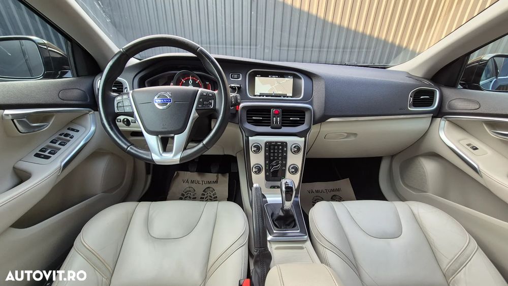 Volvo V40 D2 Ocean Race - 5