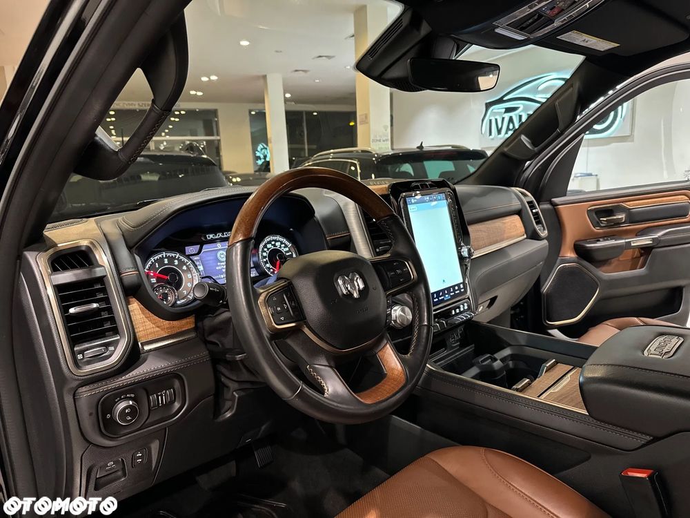 RAM 1500 Crew Cab Longhorn - 26