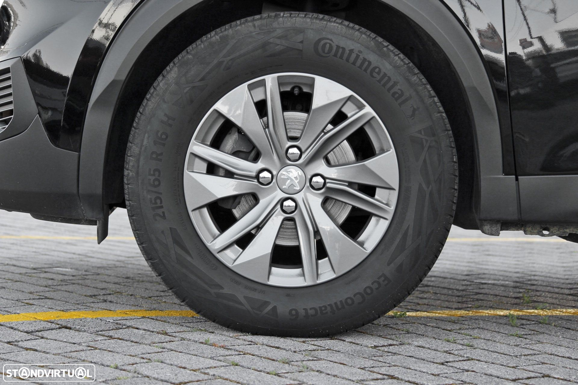 Peugeot 2008 - 3