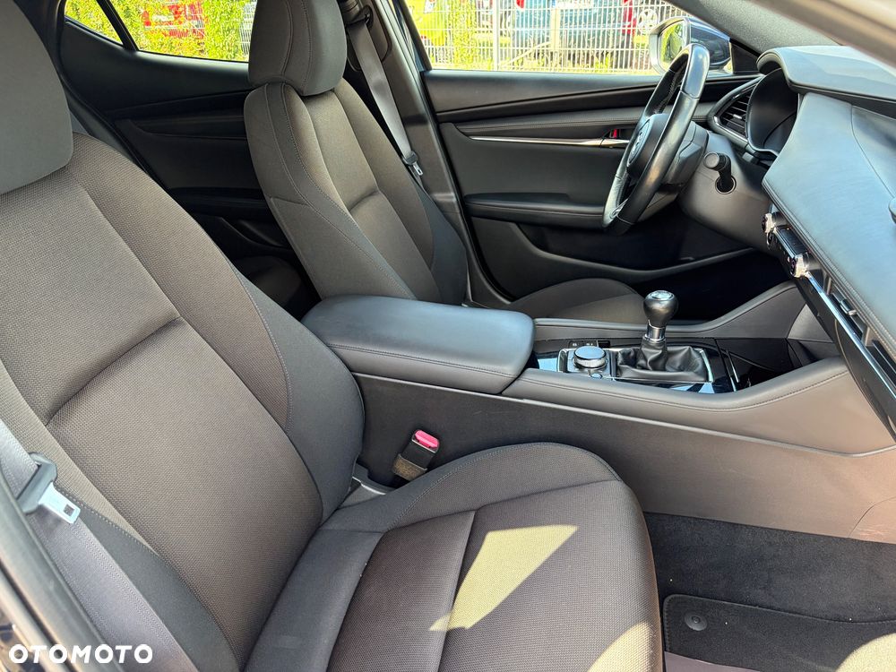 Mazda 3 SKYACTIV-G 2.0 M-Hybrid - 11