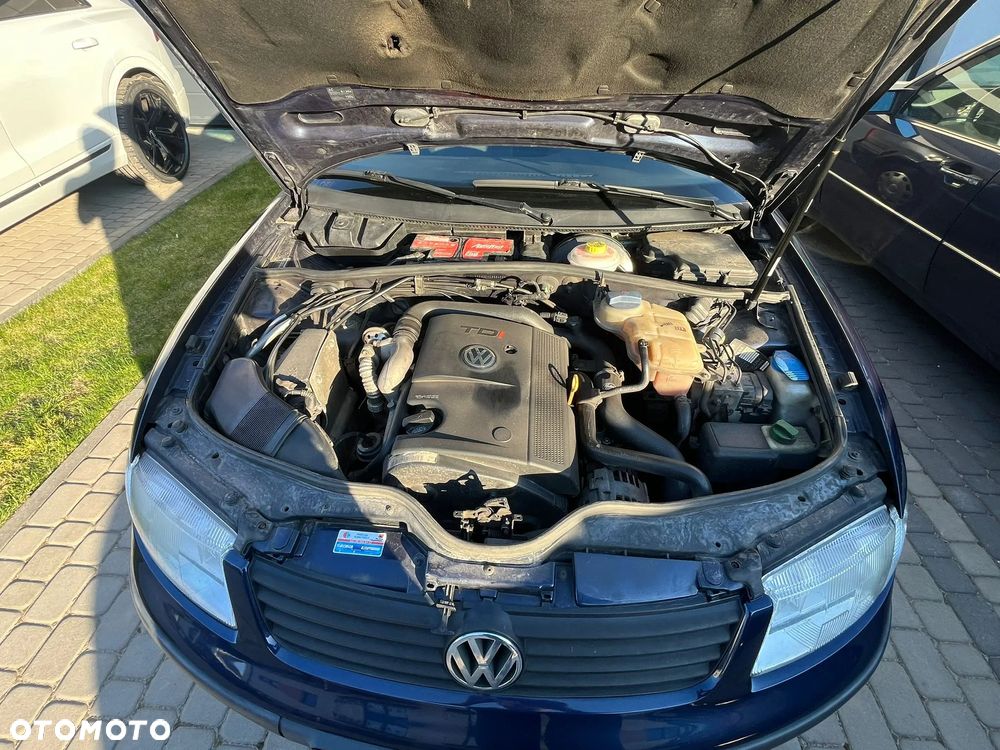 Volkswagen Passat 1.9 TDI CL - 17