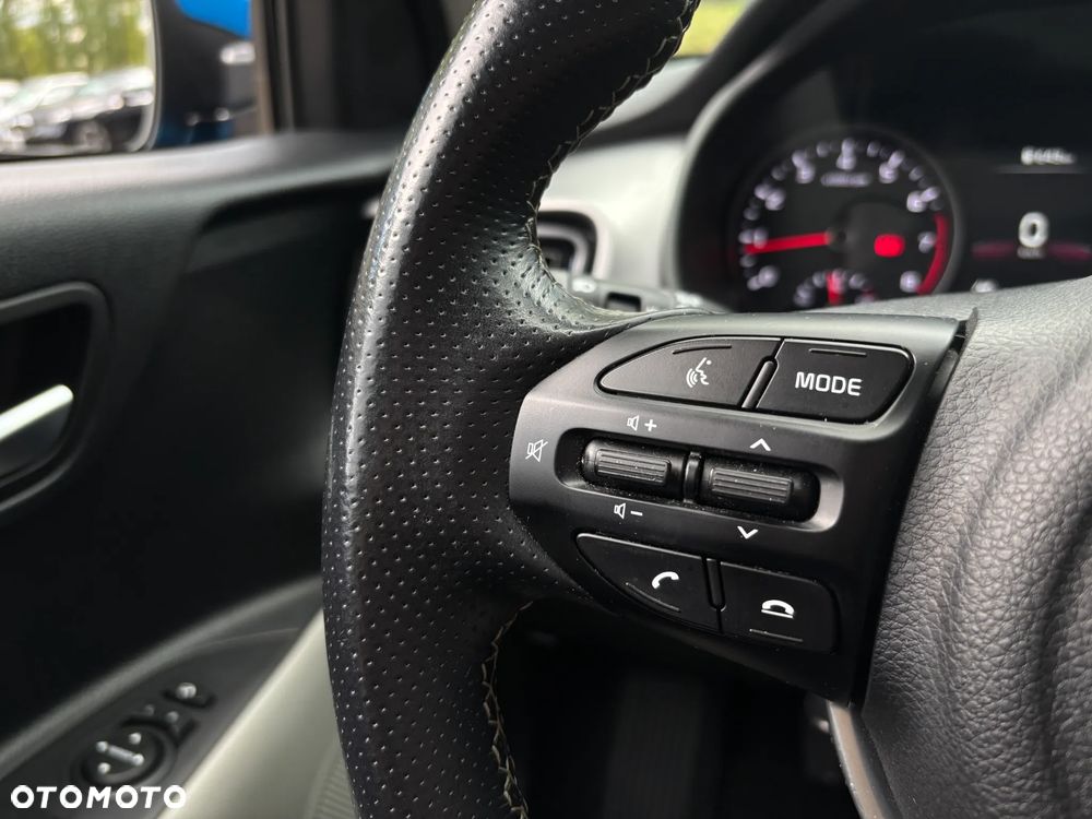 Kia Stonic 1.2 L - 8